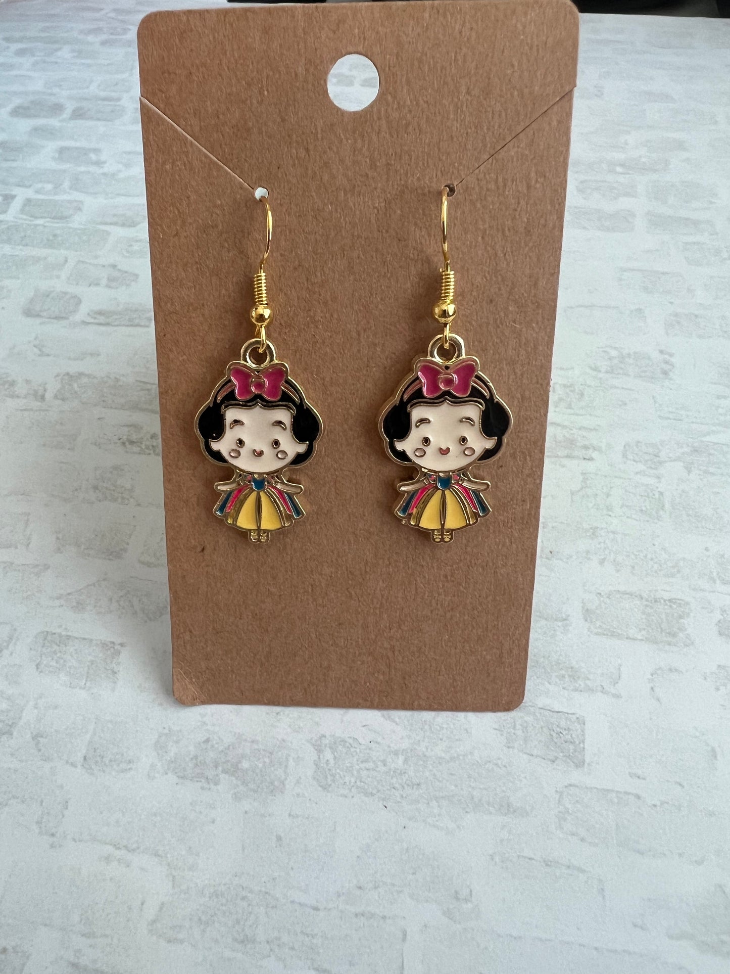 Snow white Earrings